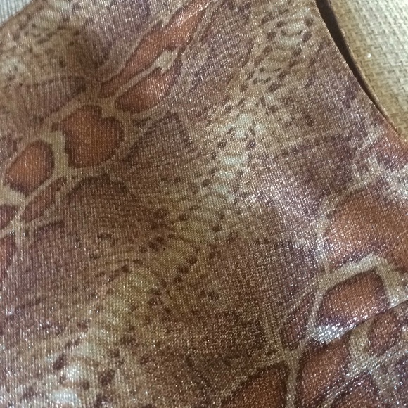 Stunning skirt - Picture 4 of 8